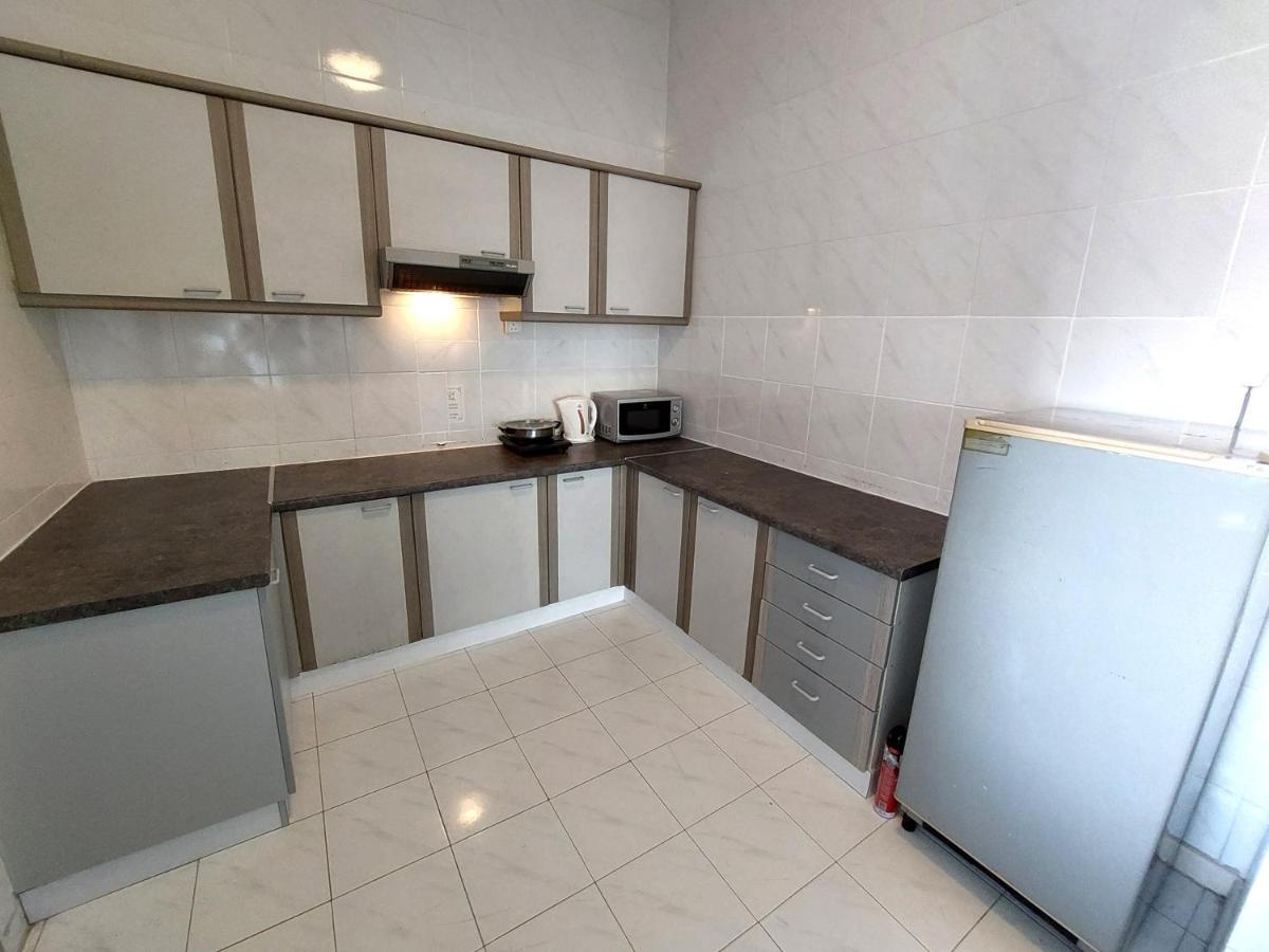 Good2Stay Apartment 6-8Pax L 3R2B L 2 Parking L Coway Water L Unifi I Swimming Pool Малакка Экстерьер фото